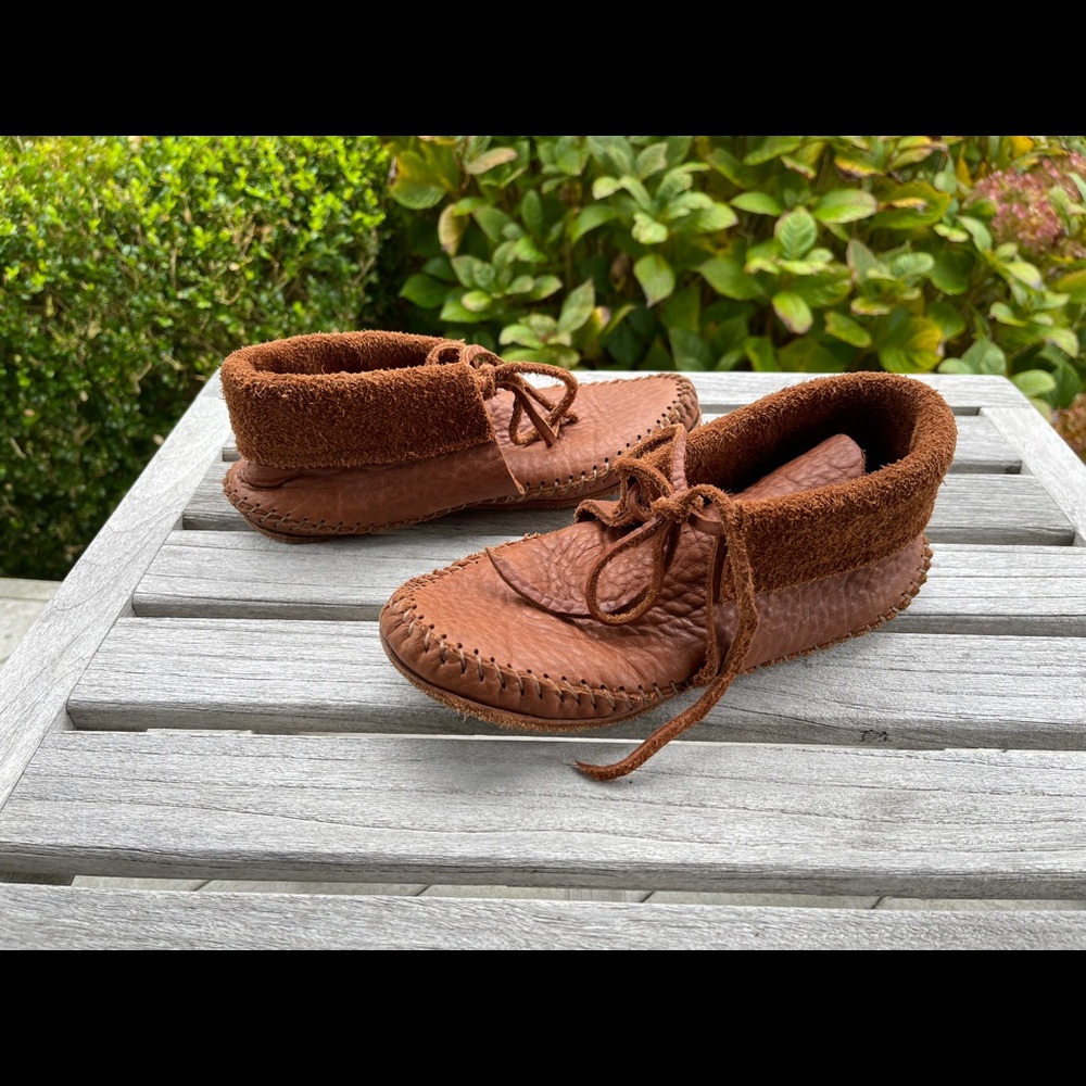 Women’s leather moccasins